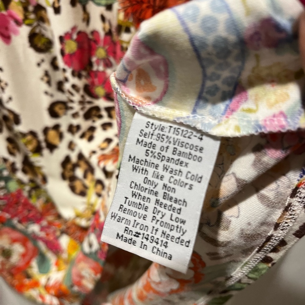 JOHNNY WAS PRE-LOVED AUTHENTIC ‘WILD GARDEN’ PUFF SLEEVES, CREW-NECK SOFT SHIRT - Picture 17 of 17
